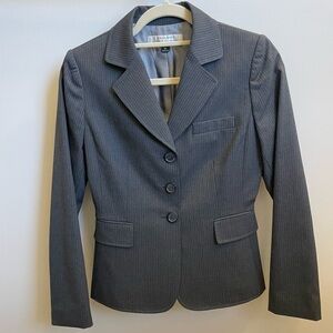 Tahari Women's Blazer Gray Pinstripe Buisness Petite Office Wear Professional